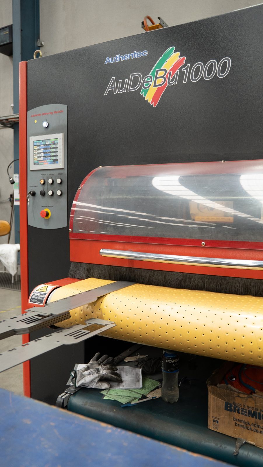 Amapro automated deburring and finishing machine