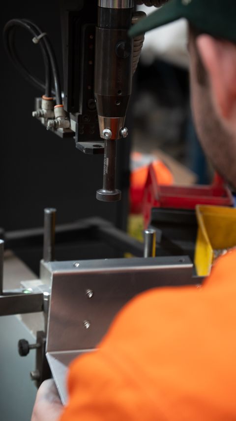 Amapro precision sheet-metal manufacturing